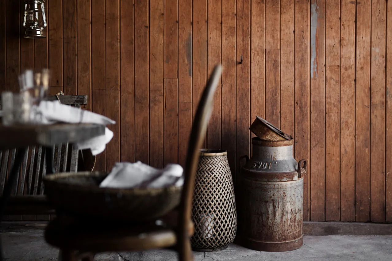 Photo: Kitchen and dining room in Provence and Cottage style, Scandinavian, Decoration and DIY, House, Sweden, Home decor, White, Stockholm, Grey, Cozy minimalism – photo on our website