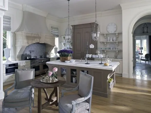 Photo: Kitchen and dining room in Provence and Countryside styles, House, Tips, Dacha, Townhouse – photo on our website