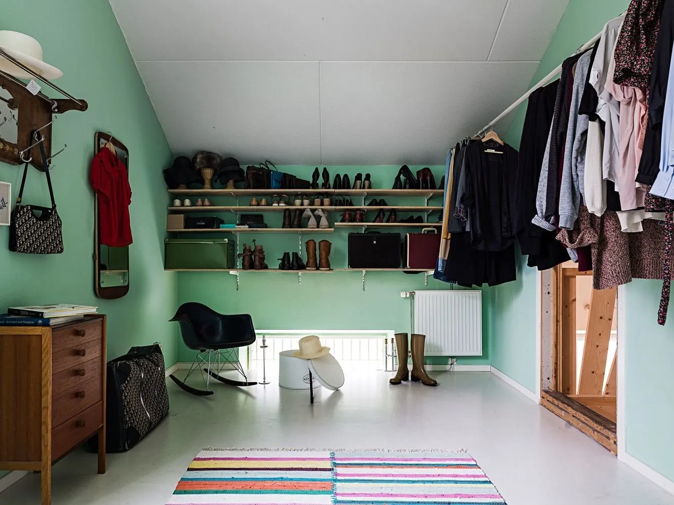 Photo: in style , Scandinavian, Modern, House, White, Villa, Mansion, Stockholm, Orange, Brown, Home and Cottage, 4 or More, Over 90 Meters – Photo on Our Website