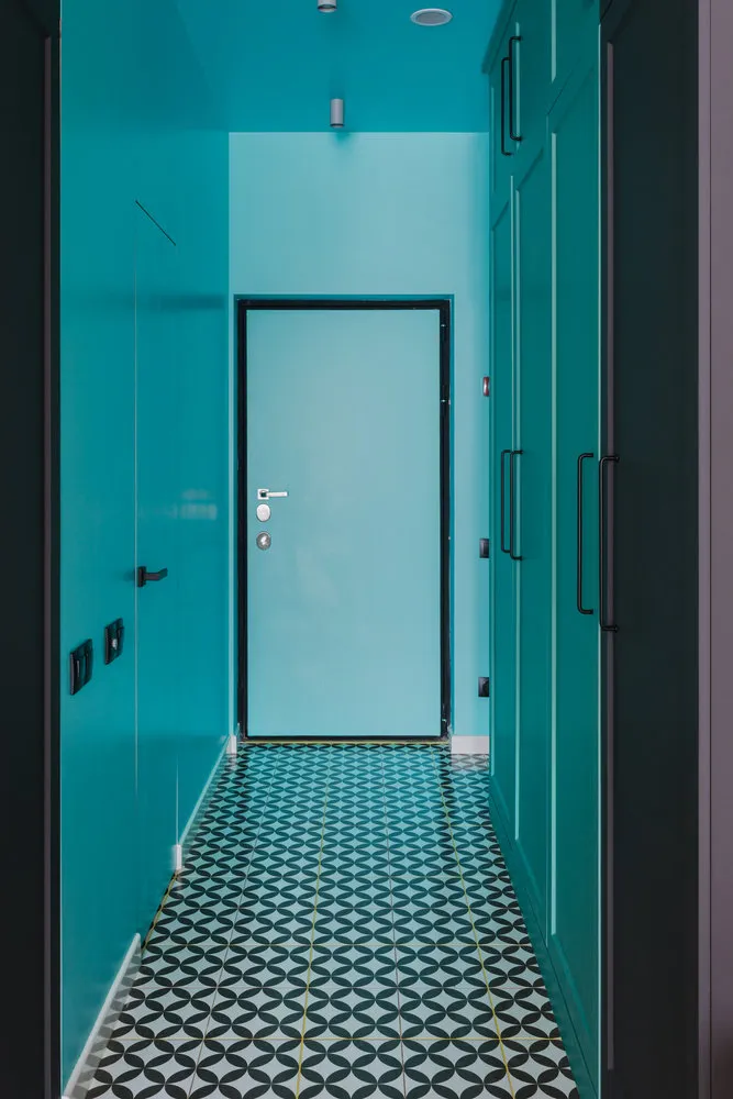 Foto: Flur im Stil Modern, Eklectik, Kleine Wohnung, kleine Schlafzimmer – Foto auf unserer Website