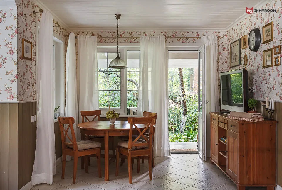 Photo: Kitchen and dining room in Provence and Countryside styles, House, Tips, Dacha, Townhouse – photo on our website