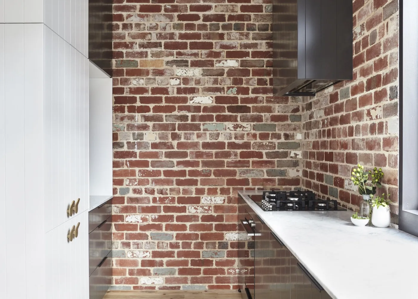 照片:Loft风格厨房与餐厅,室内装饰,房屋,墨尔本,前后对比 – 网站上的照片