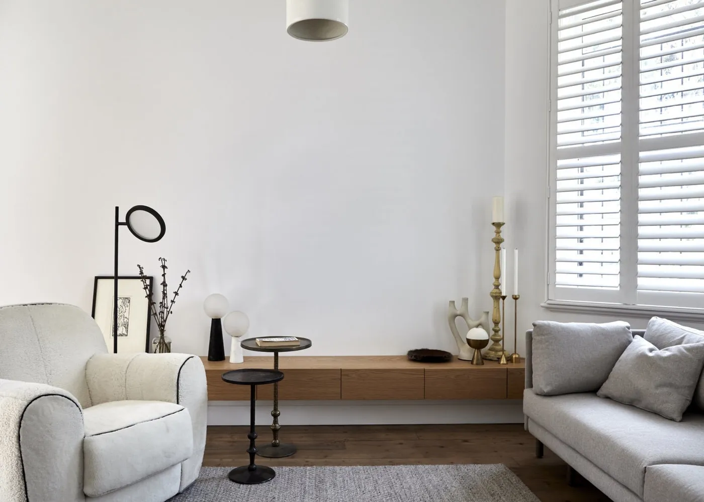 照片:北欧风格客厅,室内装饰,房屋,墨尔本,前后对比 – 网站上的照片