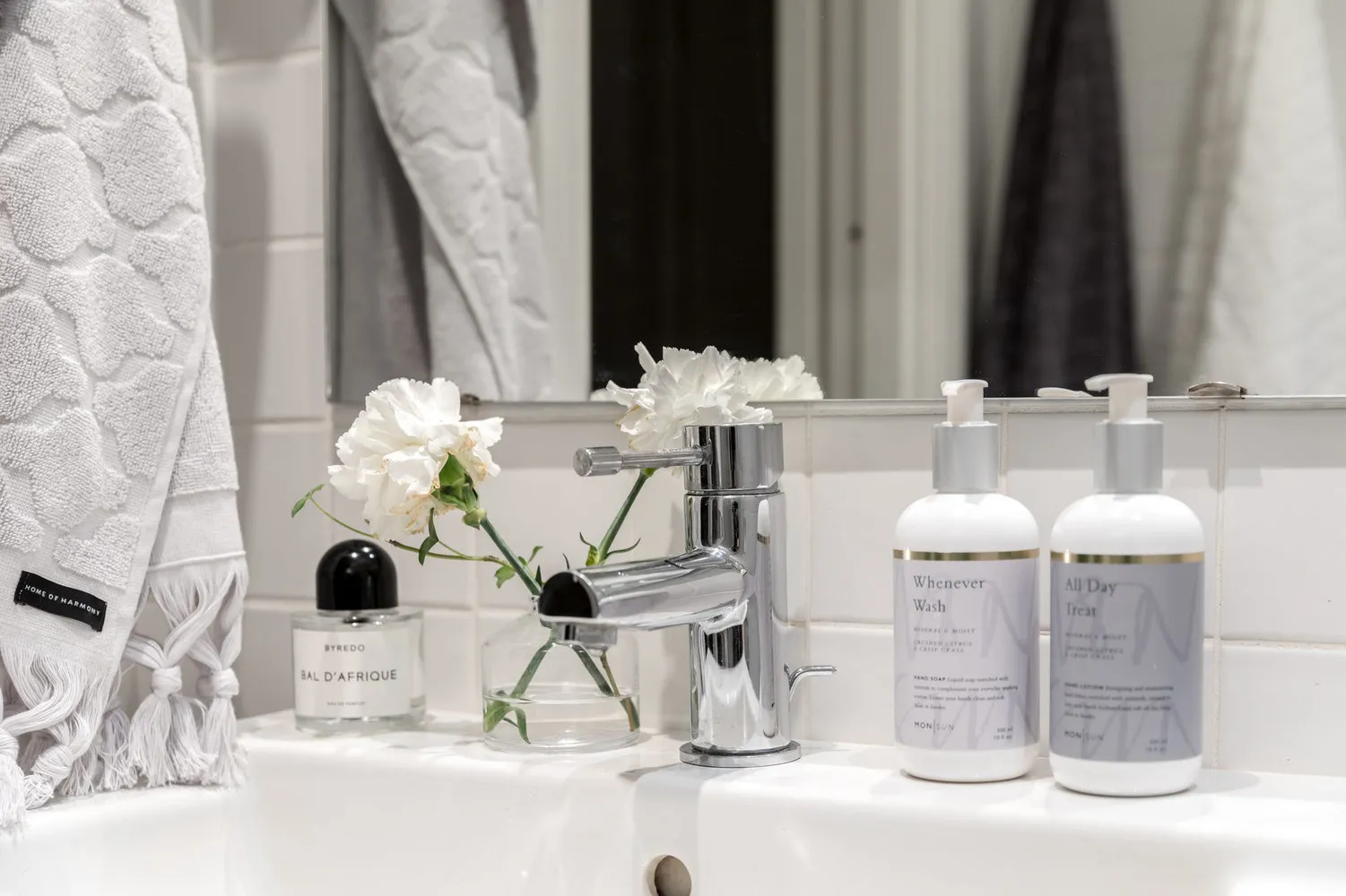 Photo: Bathroom in Modern, Scandinavian, Interior decor, Apartment, Sweden, White, Grey, 2 rooms, 60-90 sqm – photo on our website