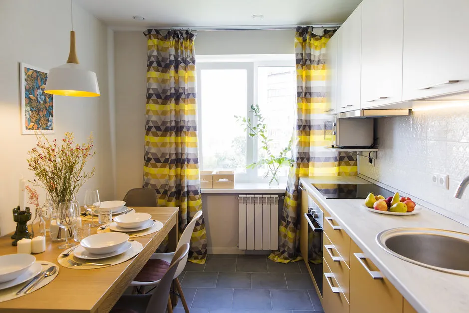 Photo: Kitchen and Dining Room in Modern Style, Gid, Ekaterina Tulupova, Budget Interior, Marina Filippova, FlatsDesign, MEDIANA Interiors, Encyclopedia of Interior, Marina Nazarenko, Flatforfox, Renovation in 2 Months – Photo on Our Website