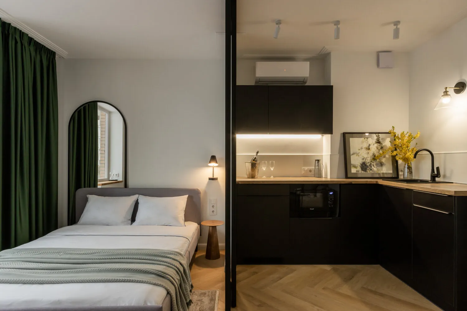 Foto: estilo moderno, vivienda de bajo espacio, apartamento, proyecto del día, San Petersburgo, edificio de panel, 1 habitación, hasta 40 metros, María Kachkina – foto en nuestro sitio web