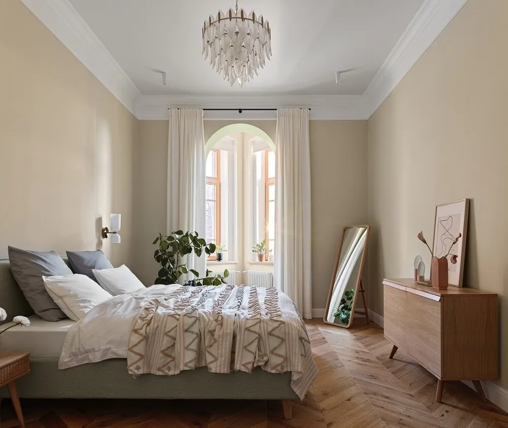 Foto: Dormitorio en estilo Escandinavo, Moderno, Vivienda, Consejos, Edificio de ladrillo, Anastasia Zarquía, Vintage – foto en nuestro sitio web