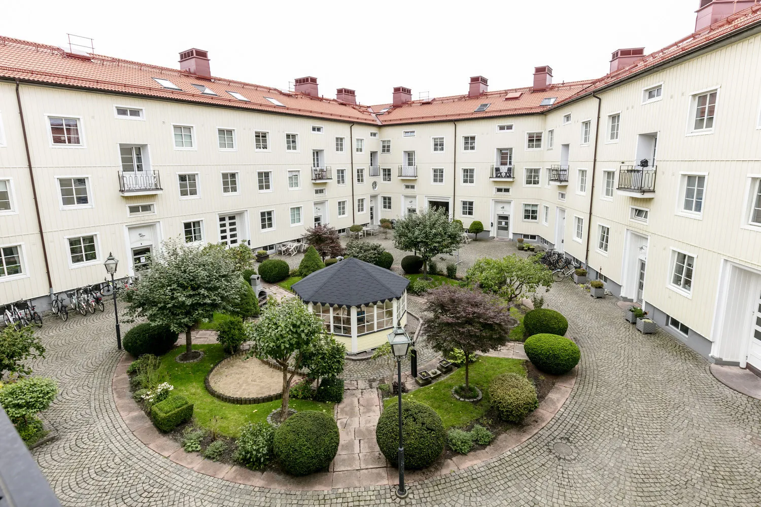 Фотография: Ландшафт в стиле , Скандинавский, Декор интерьера, Квартира, Швеция, Гетеборг, скандинавский интерьер, Отделка стен, интерьер с кирпичной кладкой, 2 комнаты, 60-90 метров – фото на нашем сайте