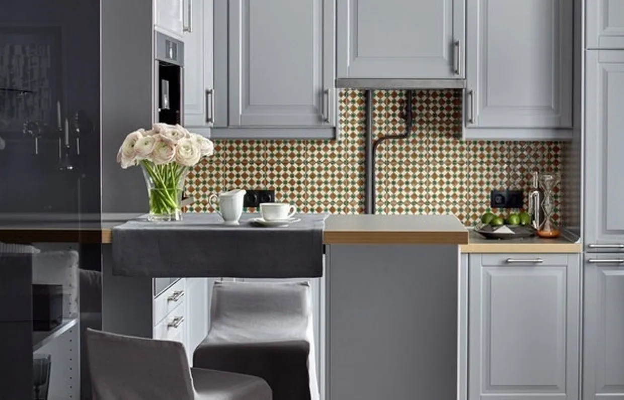 照片：现代风格厨房和餐厅指南 – 网站上的图片