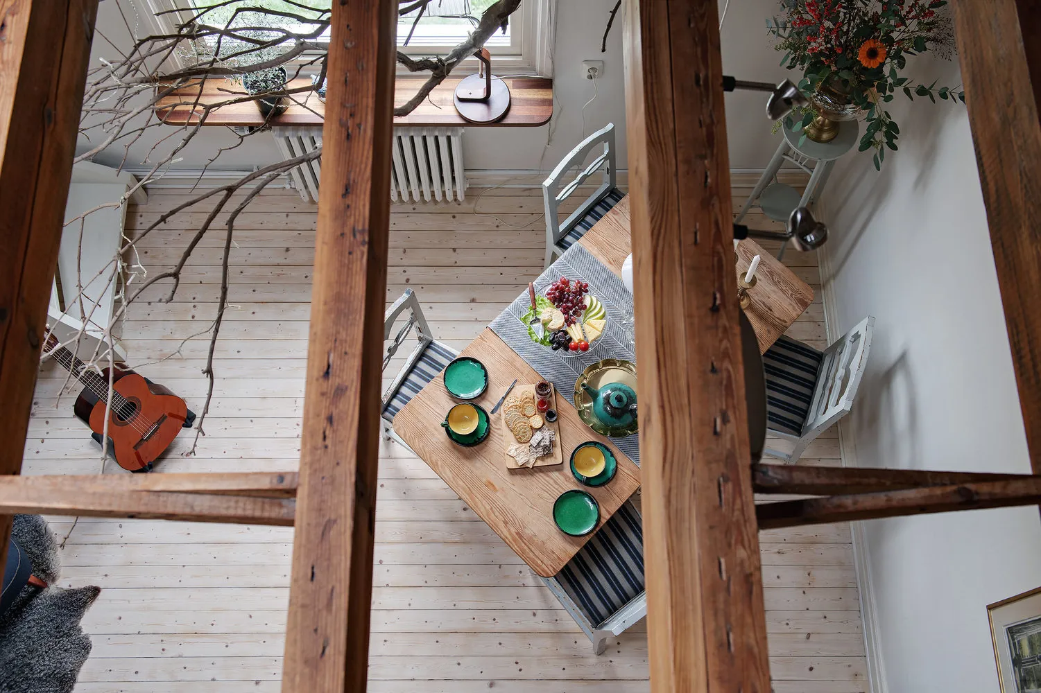 Фотография: Гостиная в стиле Скандинавский, Декор интерьера, Квартира, Швеция, Гетеборг, скандинавский интерьер, Отделка стен, интерьер с кирпичной кладкой, 2 комнаты, 60-90 метров – фото на нашем сайте