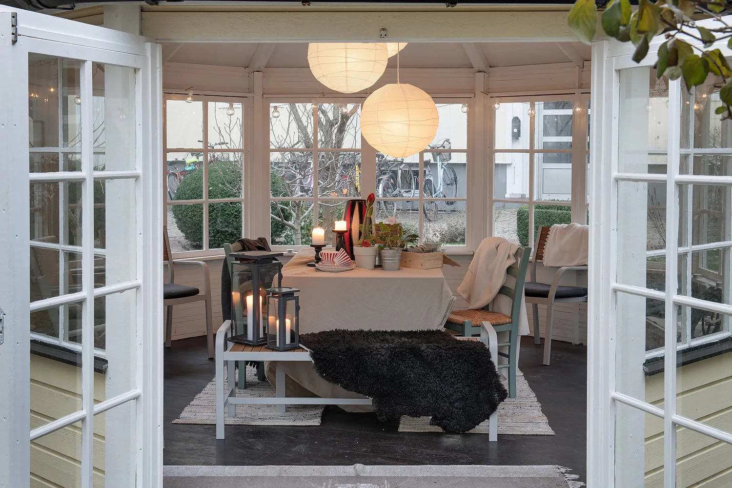 Фотография: Прочее в стиле Скандинавский, Декор интерьера, Квартира, Швеция, Гетеборг, скандинавский интерьер, Отделка стен, интерьер с кирпичной кладкой, 2 комнаты, 60-90 метров – фото на нашем сайте