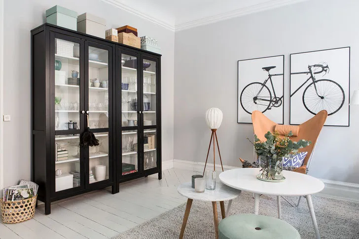 Фотография: Гостиная в стиле Скандинавский, Декор интерьера, Квартира, Швеция, Советы – фото на нашем сайте