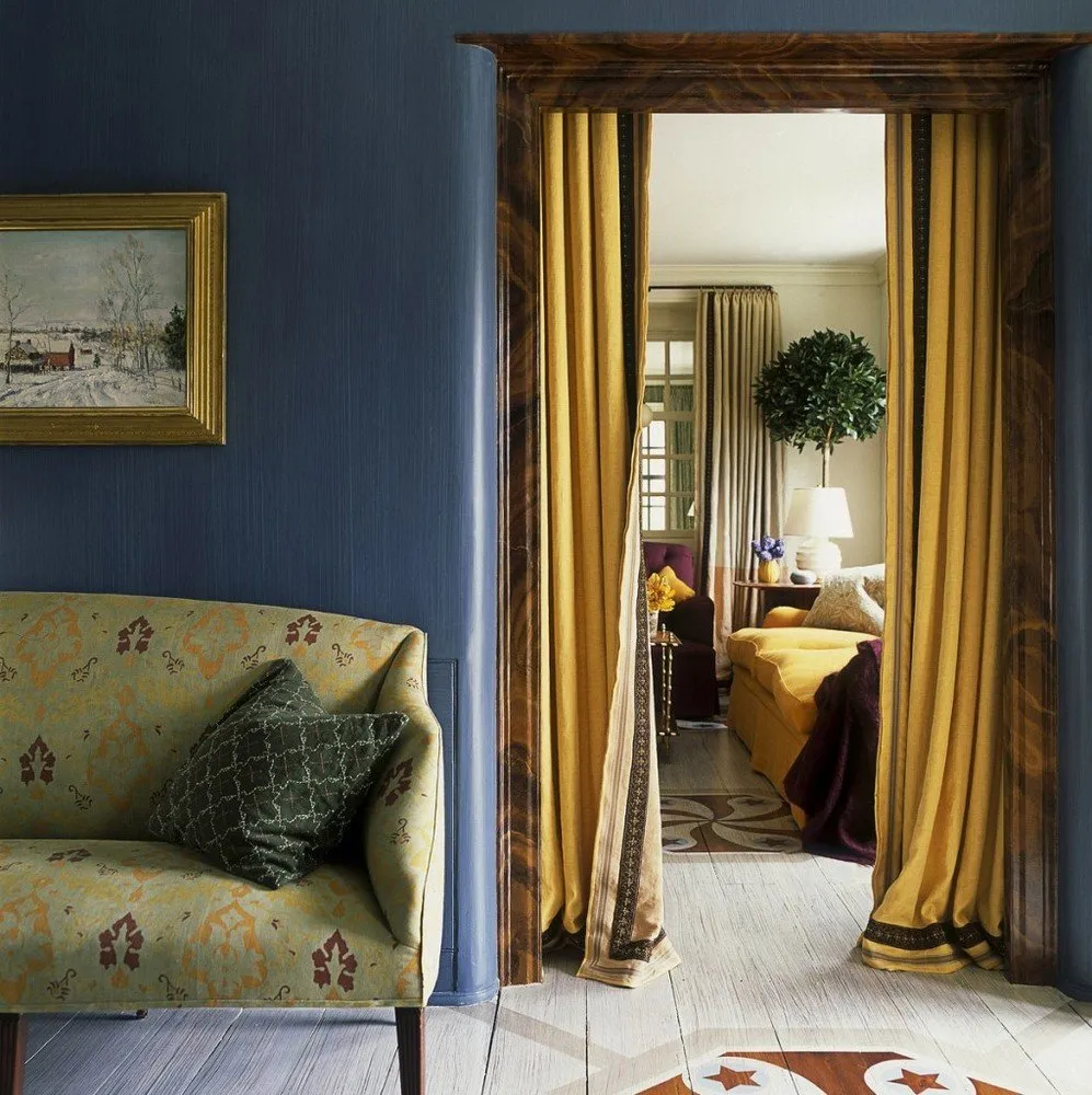 Фотография: Гостиная в стиле Классический, Цвет в интерьере, Советы, цветовая гамма интерьера, цветовые сочетания, Юлия Малышева, Сделано, зимний интерьер квартиры, советы профи – фото на нашем сайте