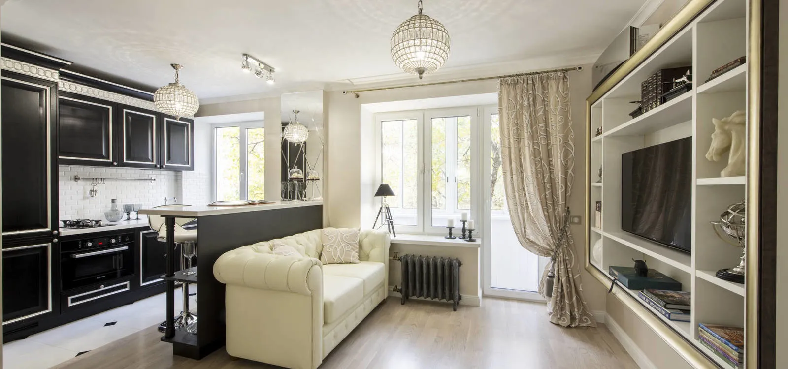 照片:现代风格客厅,网站上的照片