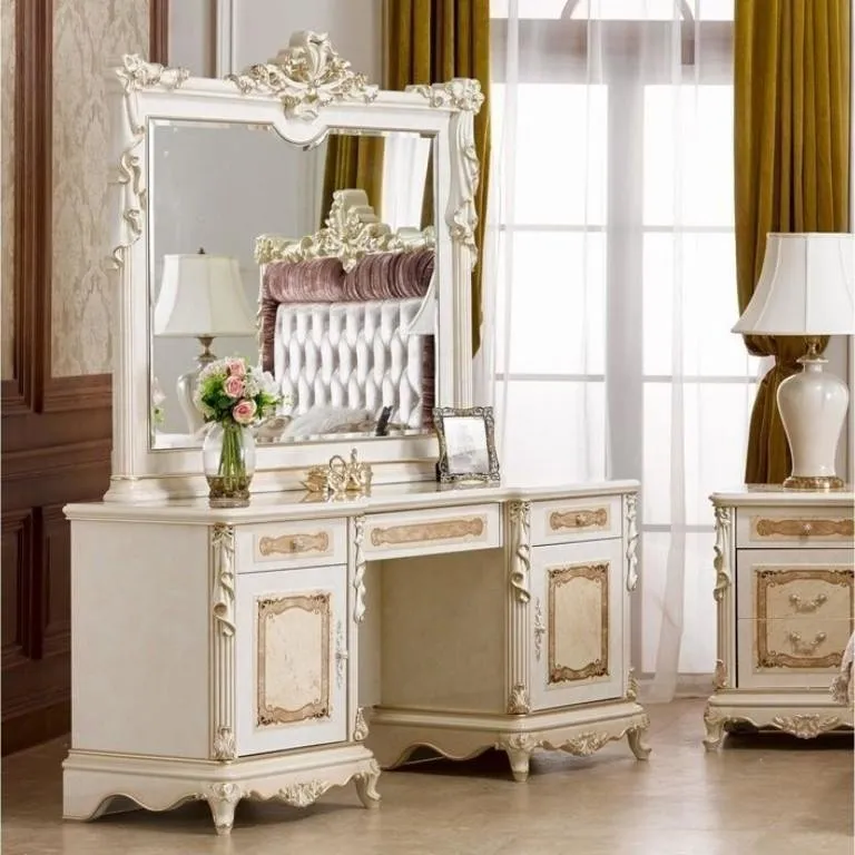 照片:古典风格家具和照明、技巧 – 网站上的照片