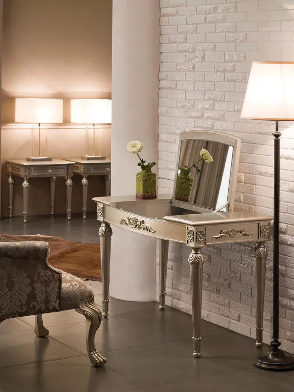 照片:古典风格家具和照明、技巧 – 网站上的照片