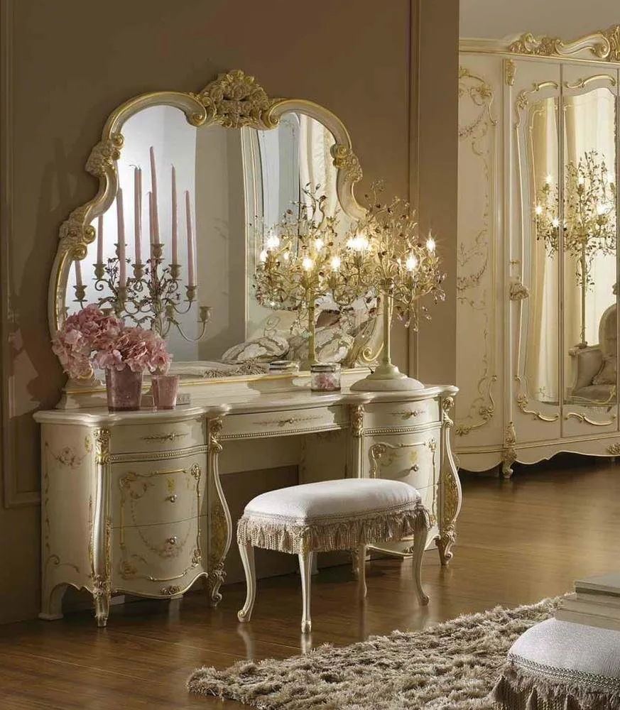 照片:古典风格家具和照明、技巧 – 网站上的照片