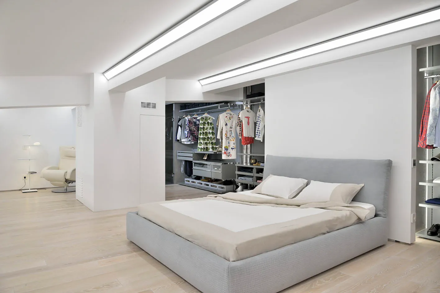 照片：极简主义卧室，公寓，每周项目，生态，车里亚宾斯克，新建筑，两居室公寓，Julia Fal'kova，'亲爱的房屋'，整体结构，2间房，超过90平方米 – 我们网站上的照片