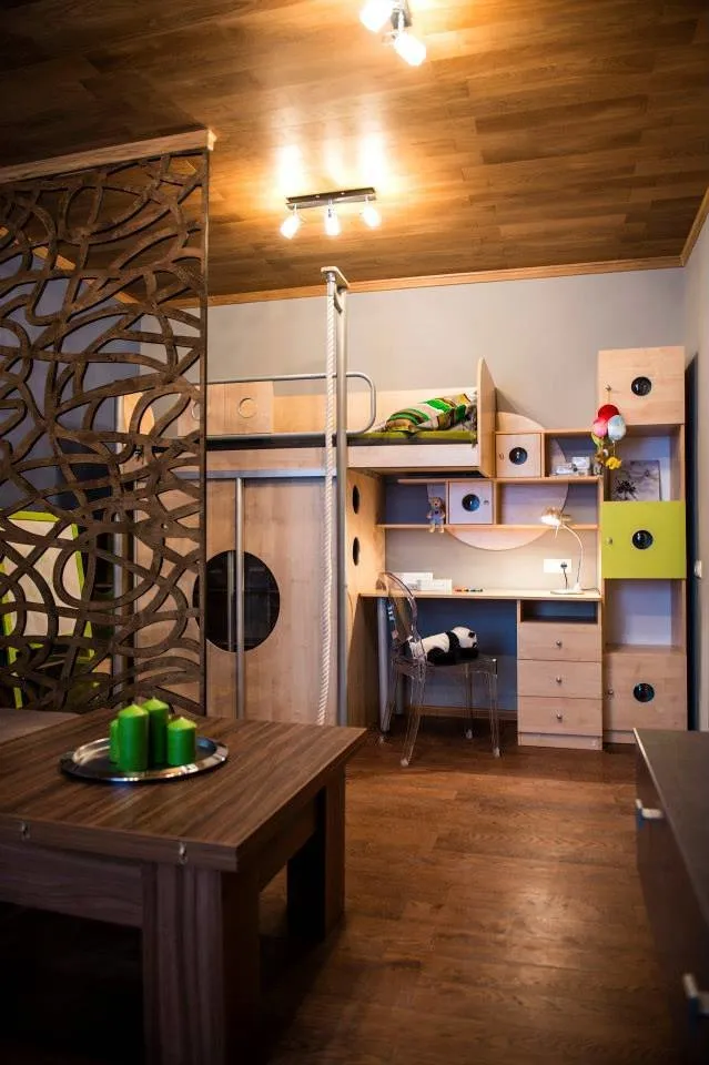 照片：现代风格儿童房 – 我们网站上的照片