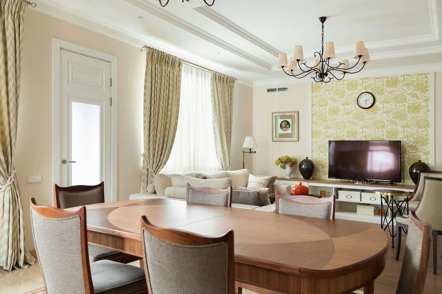 照片:经典风格客厅,技巧 – 我们网站上的照片