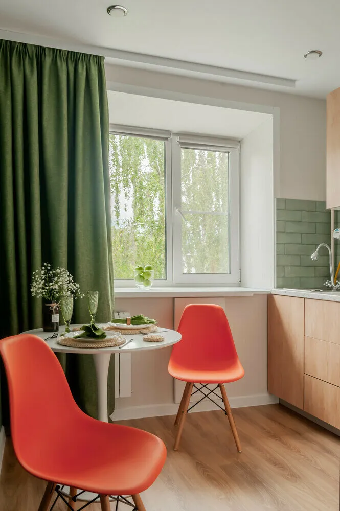 Foto: Cocina y comedor en estilo moderno, Apartamento, Consejos, Proyecto de la semana, Khrushchyovka, 1 habitación, menos de 40 metros, Kostroma, Stella Veder nikova – fotos en nuestro sitio web