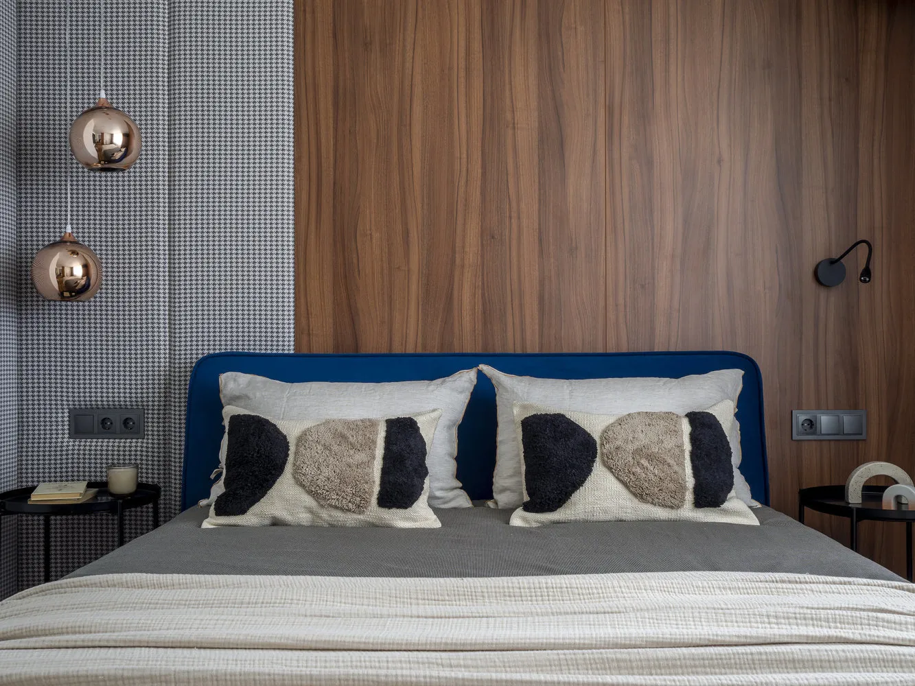 设计：奥尔加·夏尔莱