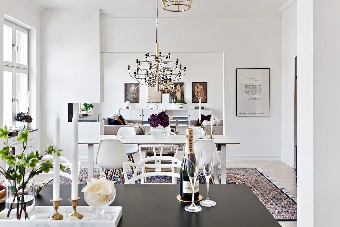 照片：现代、北欧风格厨房和餐厅，室内装饰，公寓，瑞典，家具与灯光，北欧室内设计，公寓照明，如何为房间选择照明，3个房间，超过90平方米 – 网站上的照片