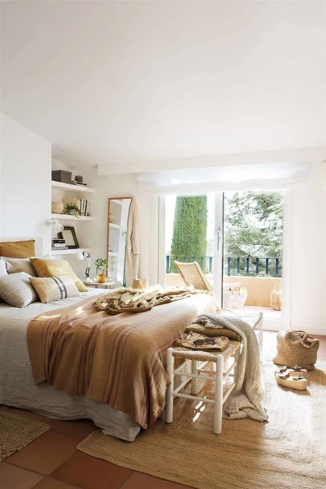 照片:卧室,北欧现代风格,室内装饰,白色,黄色,橙色,生态—我们网站上的照片