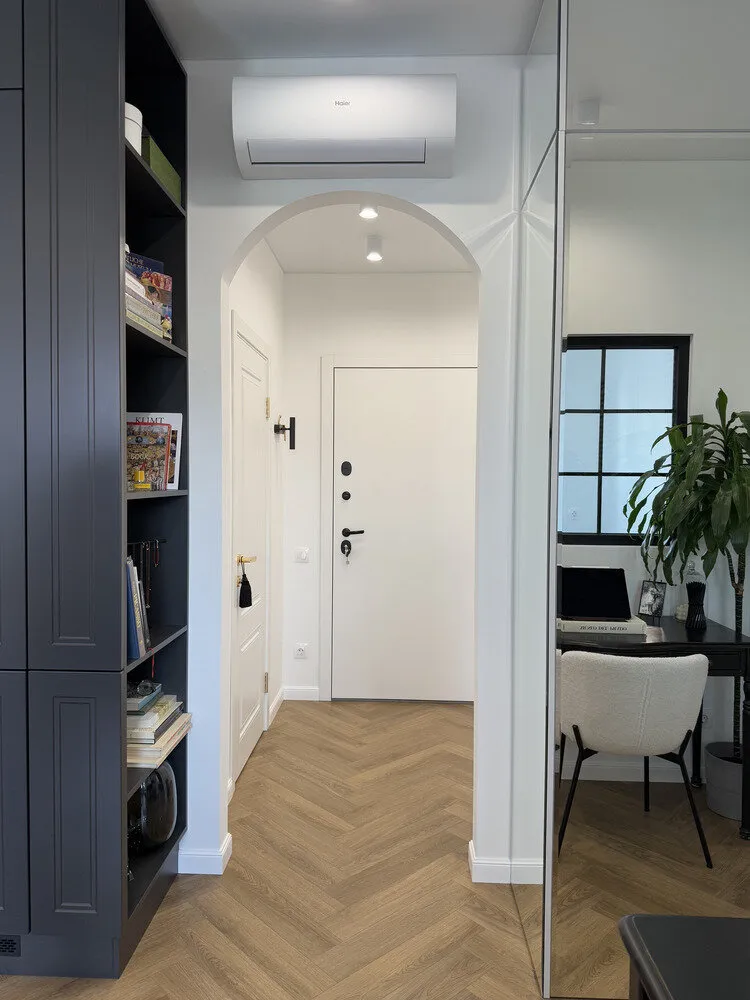 Foto: en estilo minimalista, vivienda de pequeño tamaño, apartamento, Proyecto del día, 1 habitación, hasta 40 metros cuadrados, minimalismo con elementos de diseño moderno – foto en nuestro sitio web