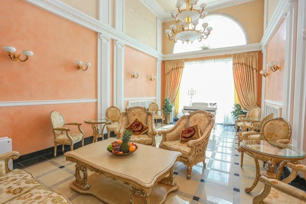 Фотография: Гостиная в стиле Классический, Советы – фото на нашем сайте