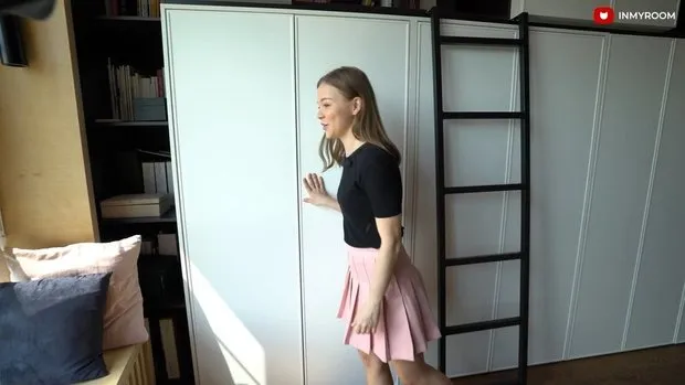 设计：雅娜·沃尔科ва