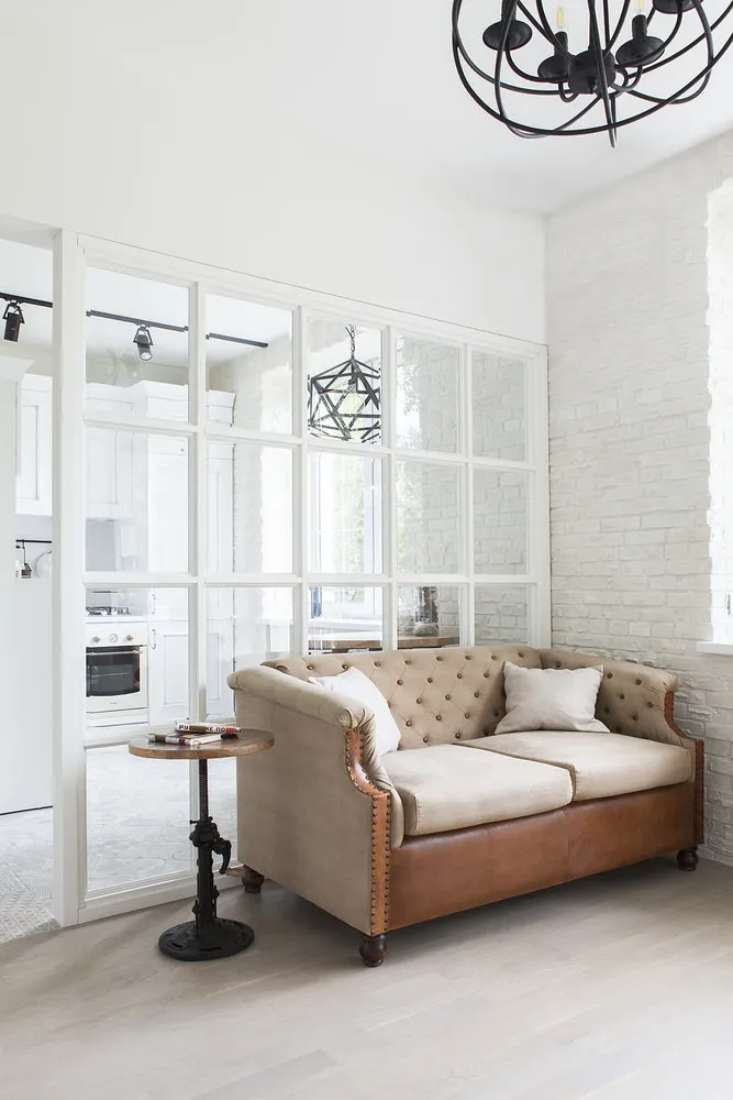 照片:Loft风格客厅,现代,公寓,工作室,每周项目,莫斯科,Yuri Grishko, Maria Dadiani, Brick House, 低于40平方米 – 我们网站上的照片