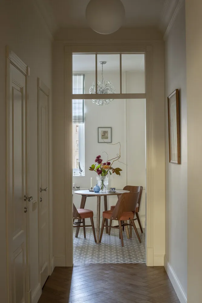 Foto: en estilo , Vivienda, Rediseño, Moscú, Stalinca, 2 habitaciones, 60-90 metros, contemporáneo con elementos de clasicismo y minimalismo – foto en nuestro sitio web