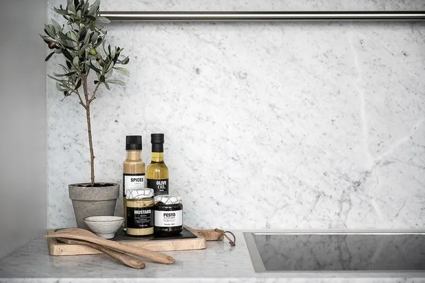 Фотография:  в стиле , Декор интерьера, Малогабаритная квартира, Квартира, Швеция, до 40 метров – фото на нашем сайте