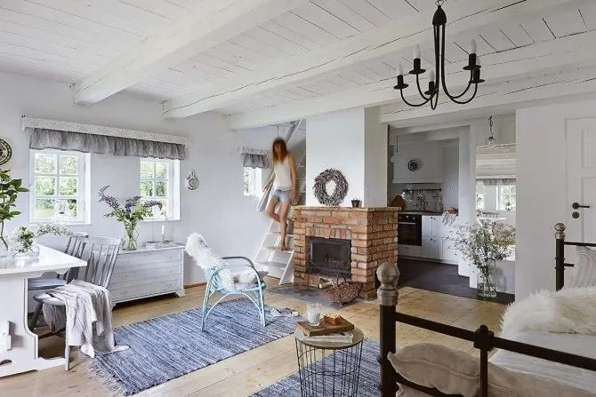 照片:普罗旺斯与乡村风格客厅,北欧风格,室内装饰,房屋,白色,木屋,米色,蓝色,波兰,家居与木屋——我们网站上的照片