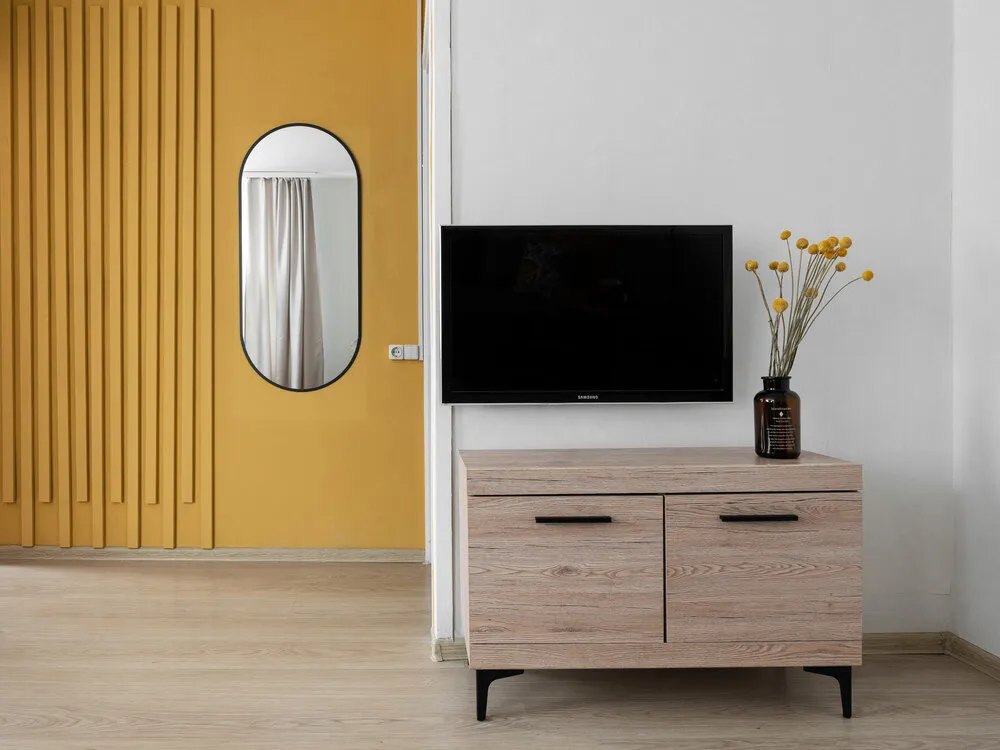 Design: Roman Myinzheraru