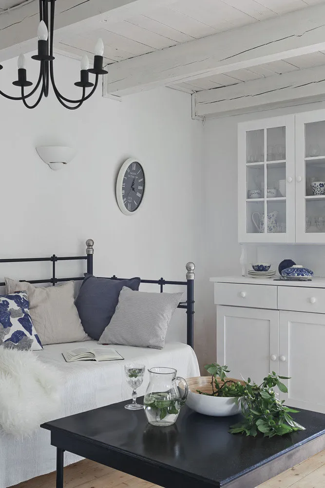 照片:普罗旺斯与乡村风格厨房和餐厅,北欧风格,室内装饰,房屋,白色,木屋,米色,蓝色,波兰,家居与木屋——我们网站上的照片