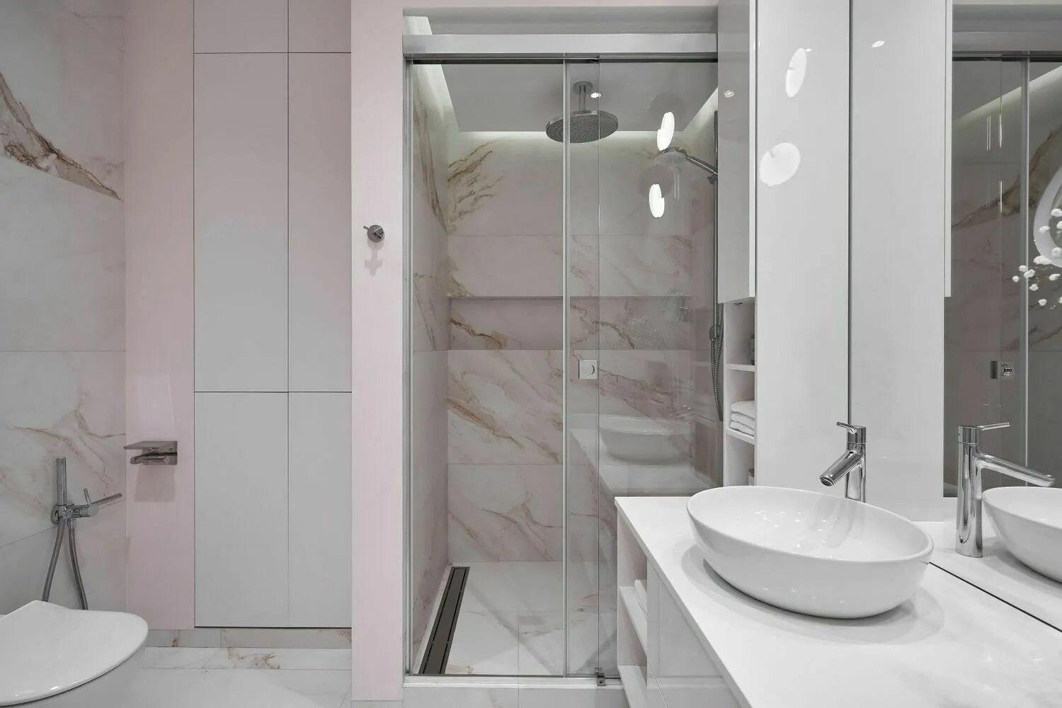 Foto: Bad im Stil Modern, – Foto auf unserer Website