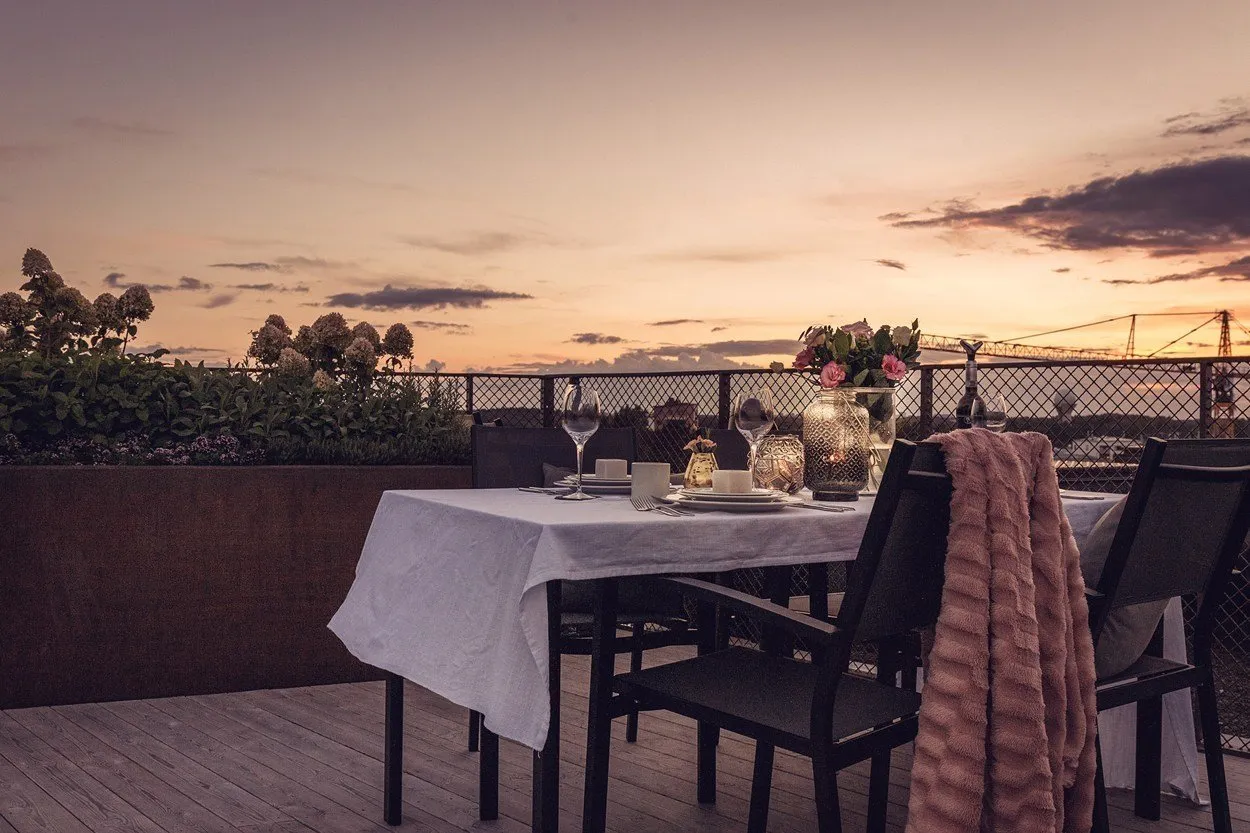 照片：时尚风格，室内装饰，紧凑型公寓，两居室公寓 – 我们网站上的照片