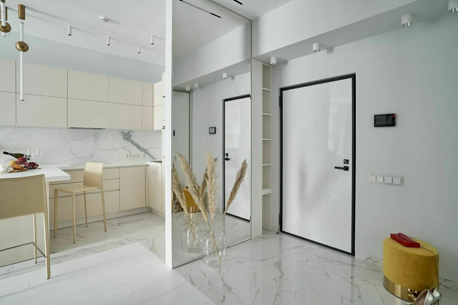 Foto: Eingangshalle im Stil Modern, – Foto auf unserer Website