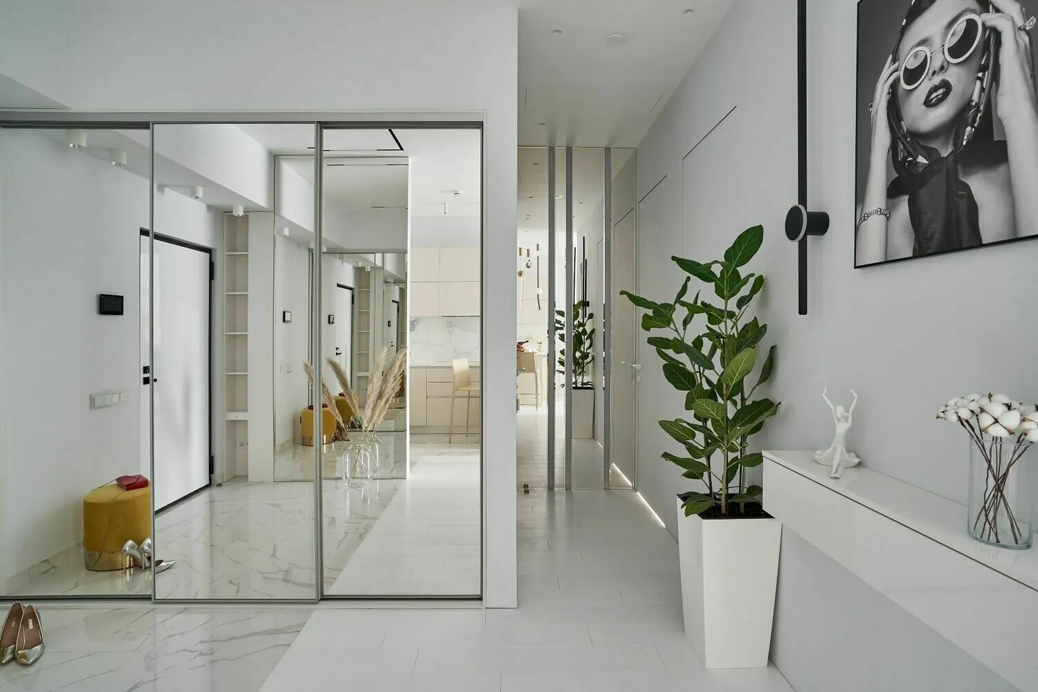 Foto: Eingangshalle im Stil Modern, – Foto auf unserer Website