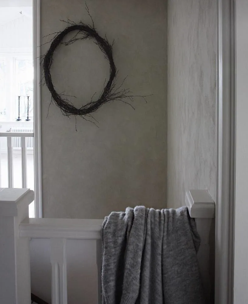 Фотография: в стиле , Декор интерьера, Дом, Швеция, Белый, Дача, Новый Год, Зеленый, Дом и дача, новогодний декор, новогодний декор интерьера, как украсить интерьер к новому году – фото на нашем сайте