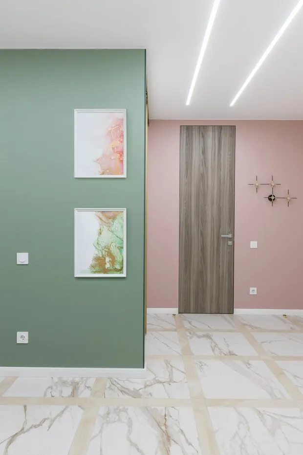 Foto: Vestíbulo en estilo Moderno, Apartamento, Proyecto de la Semana, San Petersburgo, Edificio de Hormigón, 4 habitaciones o más, Más de 90 metros cuadrados, Alexandra Sakmarova – foto en nuestro sitio web