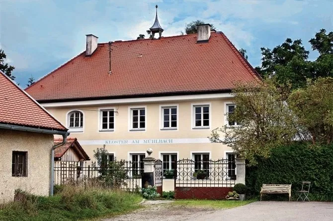 Zdjęcie: Salon w stylu Skandynawski, Dom, Dom i dachówka – zdjęcia na naszej stronie