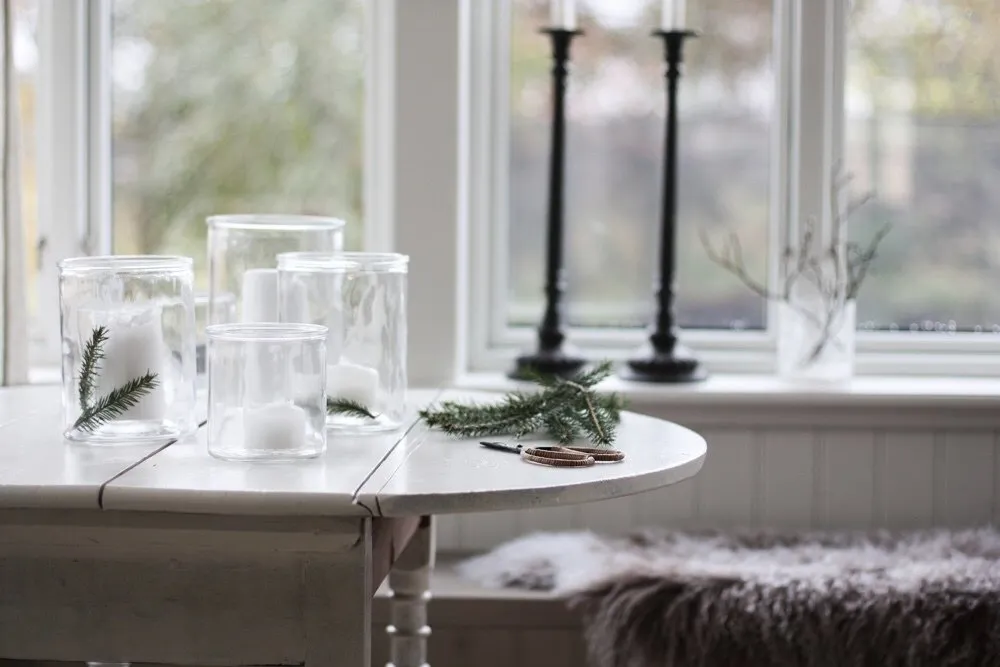 Фотография: в стиле , Декор интерьера, Дом, Швеция, Белый, Дача, Новый Год, Зеленый, Дом и дача, новогодний декор, новогодний декор интерьера, как украсить интерьер к новому году – фото на нашем сайте