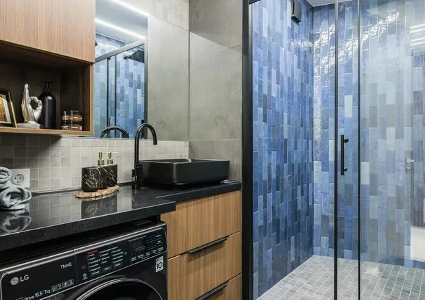 Foto: Baño en estilo Moderno, Apartamento, Proyecto de la Semana, San Petersburgo, Edificio de Hormigón, 4 habitaciones o más, Más de 90 metros cuadrados, Alexandra Sakmarova – foto en nuestro sitio web