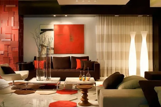 照片：高科技风格客厅，室内装饰、公寓、房屋、花园 – 我们网站上的照片