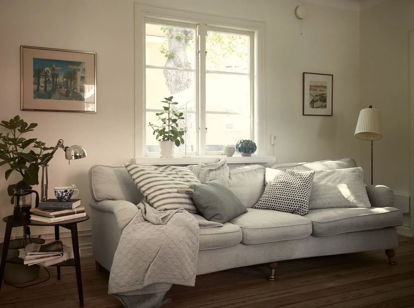 Photo: style, Scandinavian, Modern, House, White, Minimalism, Garden, Black, Grey, House and Garden, Over 90 meters – photo on our website