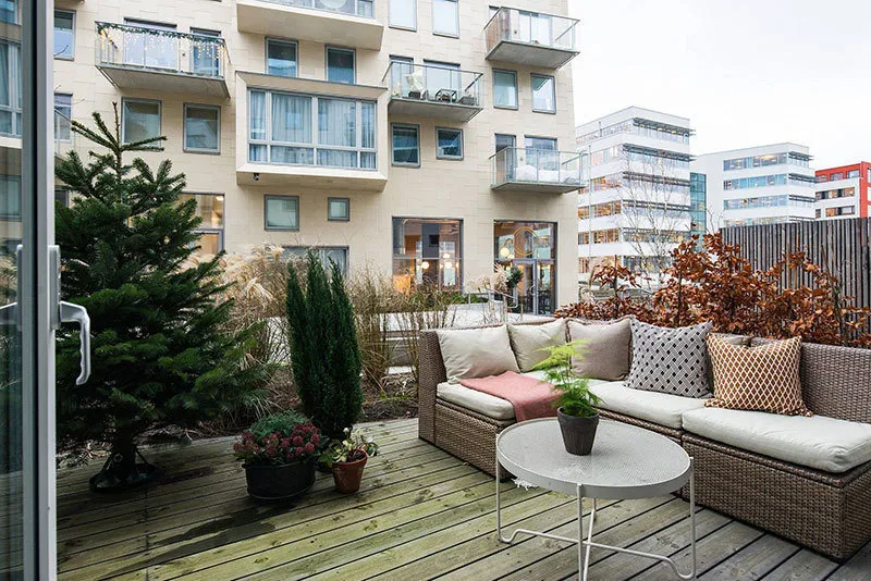 Photo: Scandinavian Terrace, Interior Decoration, Apartment, White, Minimalism, Beige, Up to 40 Square Meters – Photo on Our Website