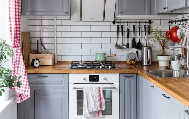 照片：北欧风格厨房和餐厅，指南，塔塔·季莫菲耶娃，叶卡捷琳娜·沃金娜，加林娜·别列兹金娜，安娜·沃罗比耶娃 – 来自我们网站的照片